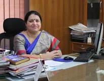 Dr. Elizabeth Jasmine